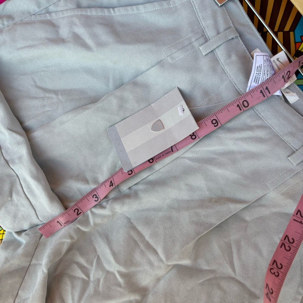 NEW Nike Golf Dri-Fit Womens Size 8 Gray Golf Shorts Lightweight Active Preppy - Picture 8 of 8